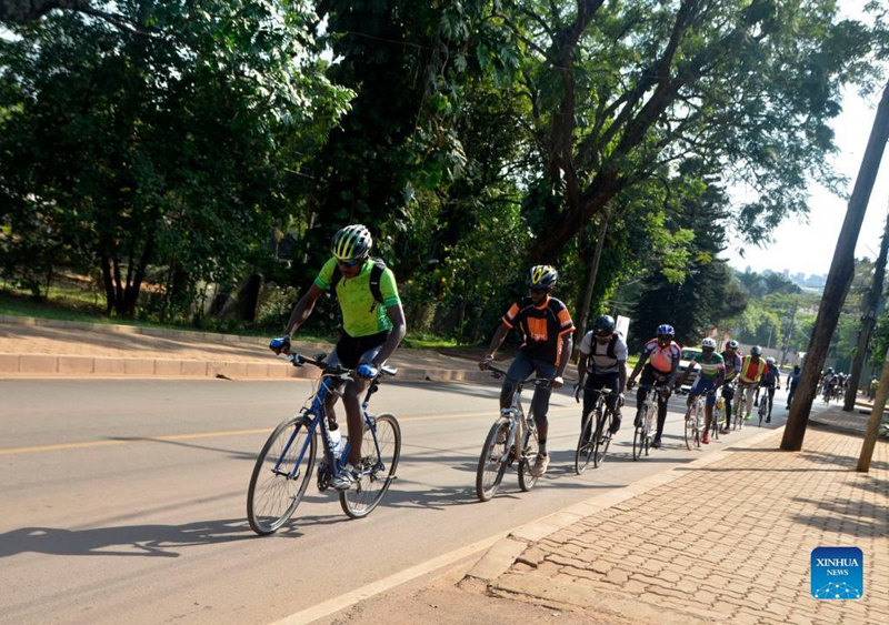 Shughuli ya kuendesha baiskeli kwa kuadhimisha Siku ya Afya ya Akili Duniani lafanyika Kampala, Uganda 