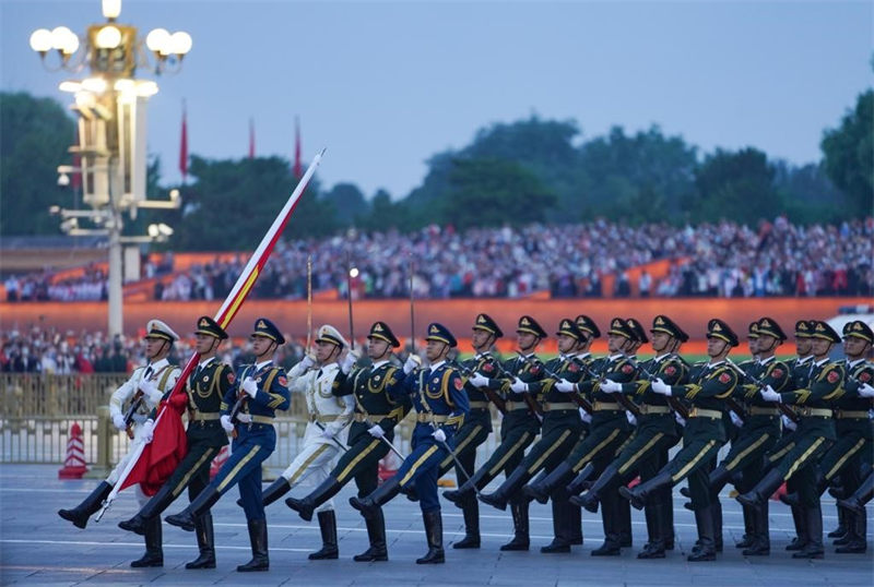 Hafla ya kupandisha bendera kuadhimisha miaka 73 tangu kuanzishwa kwa Jamhuri ya Watu wa China yafanyika