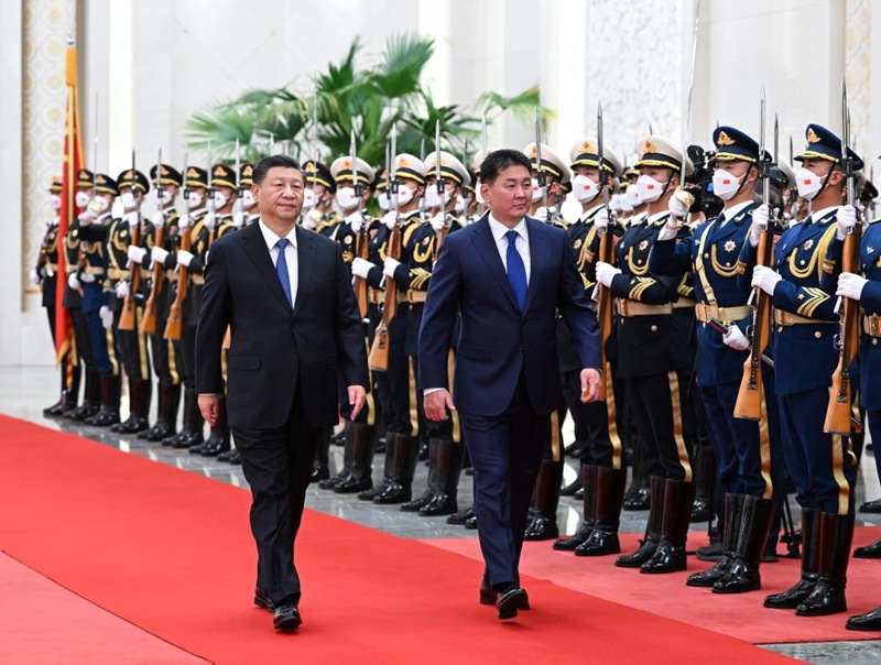 Rais Xi Jinping afanya mazungumzo na Rais wa Mongolia