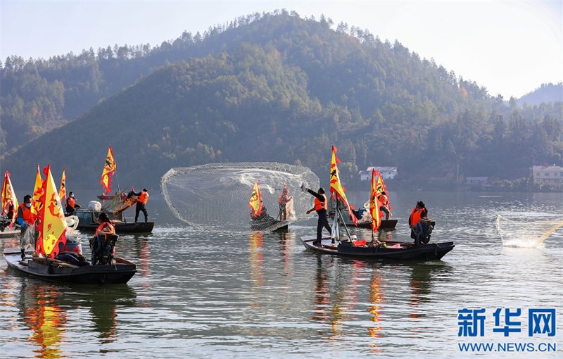 Uvuaji wa samaki katika majira ya baridi Wan’an, Jiangxi