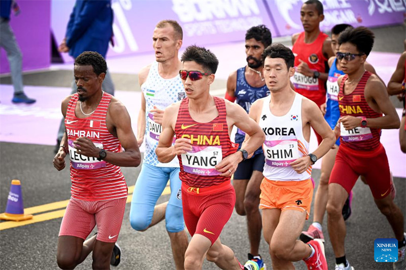 Habari Picha za Fainali za Mbio?za Marathon katika Michezo ya 19 ya Asia ya Hangzhou