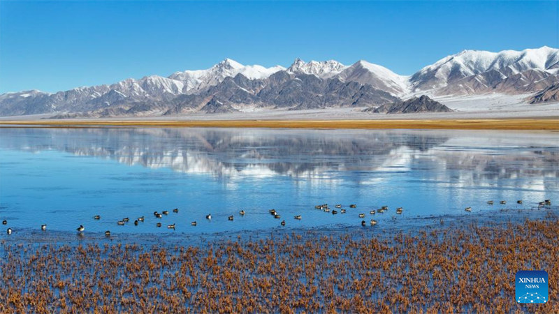 Mandhari ya Hifadhi ya Taifa ya Mazingira Asilia ya Milima ya Altun katika Mkoa wa Xinjiang, China