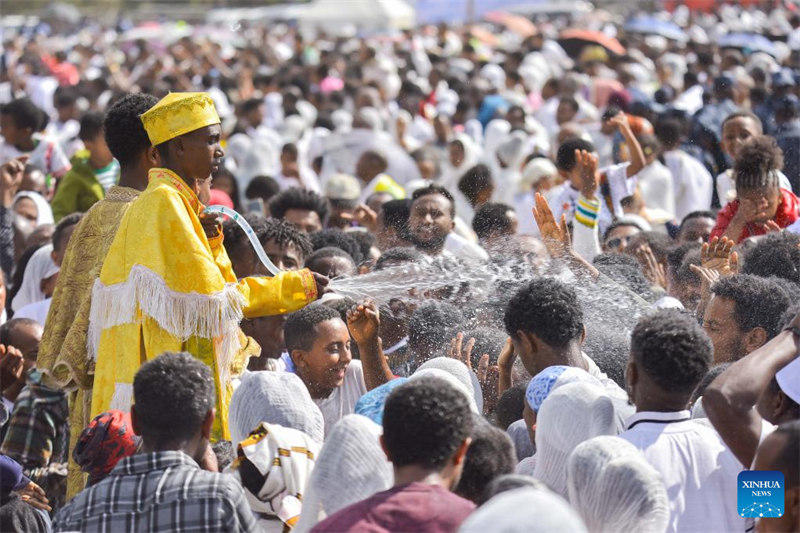 Watu washerehekea Sikukuu?ya Timket huko Addis Ababa, Ethiopia