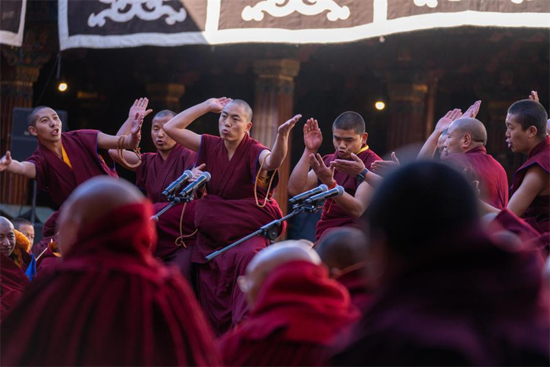 Watawa 12 wapata?shahada yenye hadhi sawa na uzamivu?katika Ubuddha wa Tibet, China