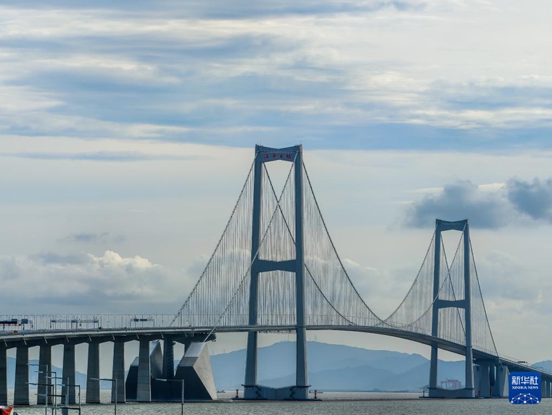 Njia ya usafiri kati ya Shenzhen-Zhongshan ya China yapitika kwa magari