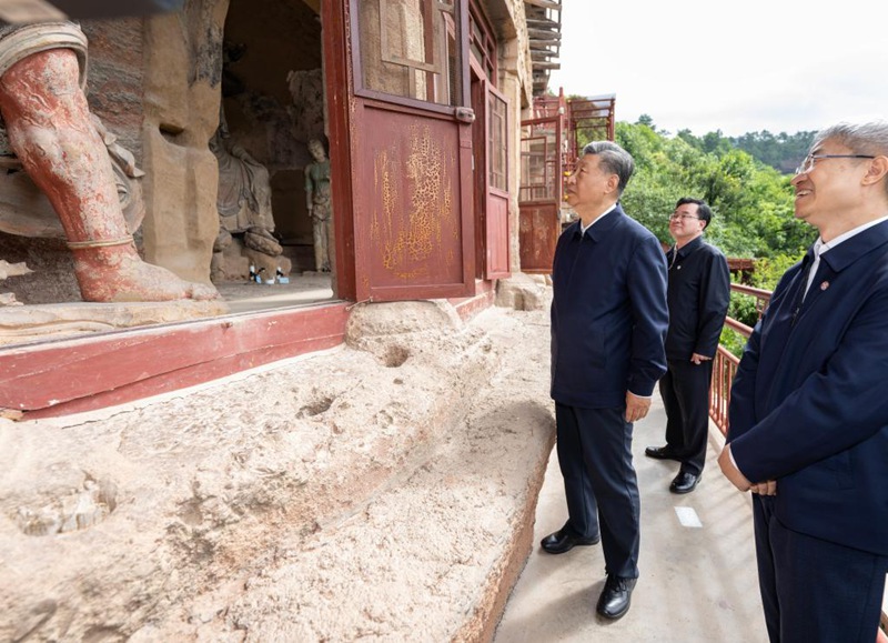 Xi Jinping akagua Mji Baoji wa Mkoa wa Shaanxi na Mji Tianshui wa Mkoa wa Gansu, China