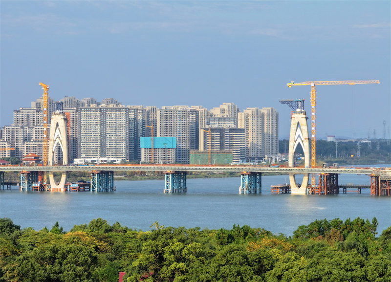 Taihe, Jiangxi, China: Ujenzi wa Daraja la Chengjiang waendelea kwa kasi